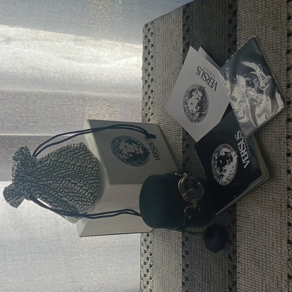 NWT FULL INCLUSION Vintage Versace Versus Black and Silver Women's Watch